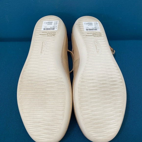 Clarks Women's Gold  Mary Jane Flats - Picture 3 of 3